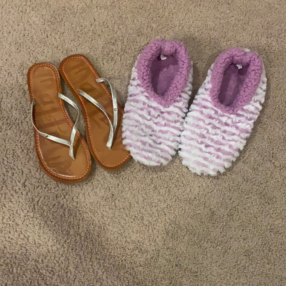 Woman’s Thong Sandals & Slippers